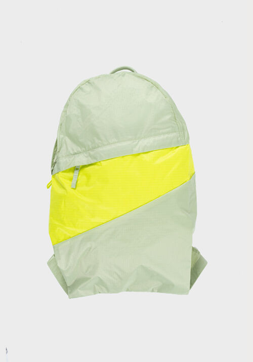The new foldable backpack pistachio & fluo yellow L