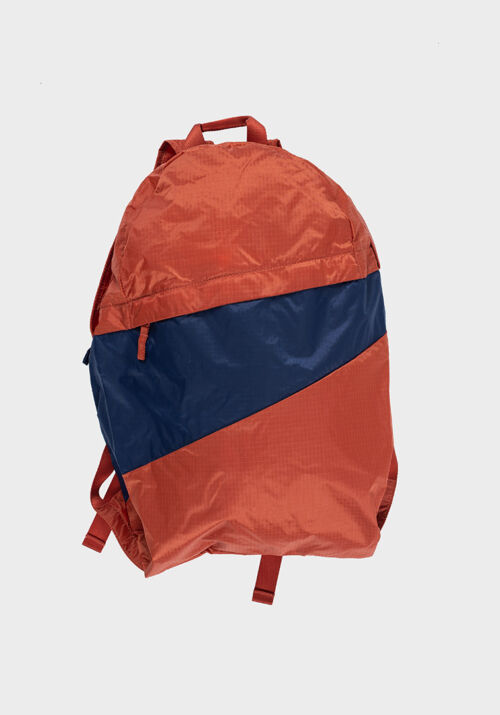 The new foldable backpack rust & ocean horizons L