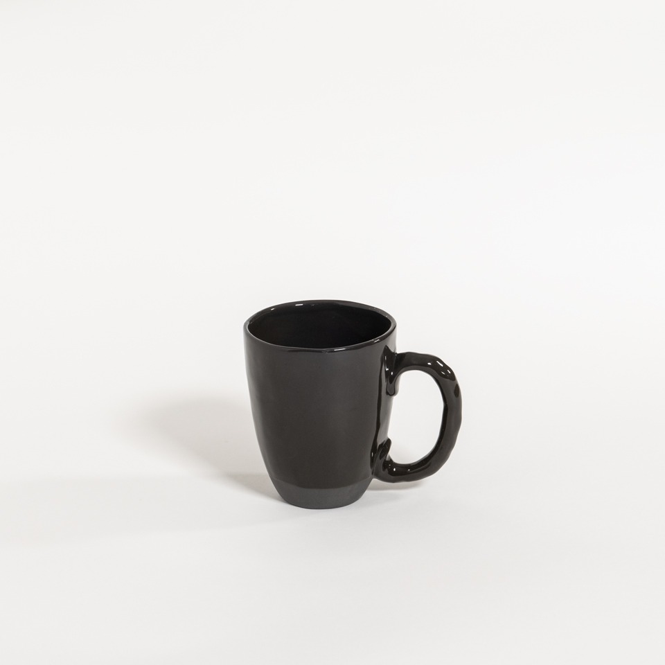 atelier - mug (handle) black olive