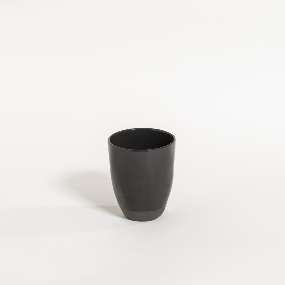 atelier - mug (no handle) black olive