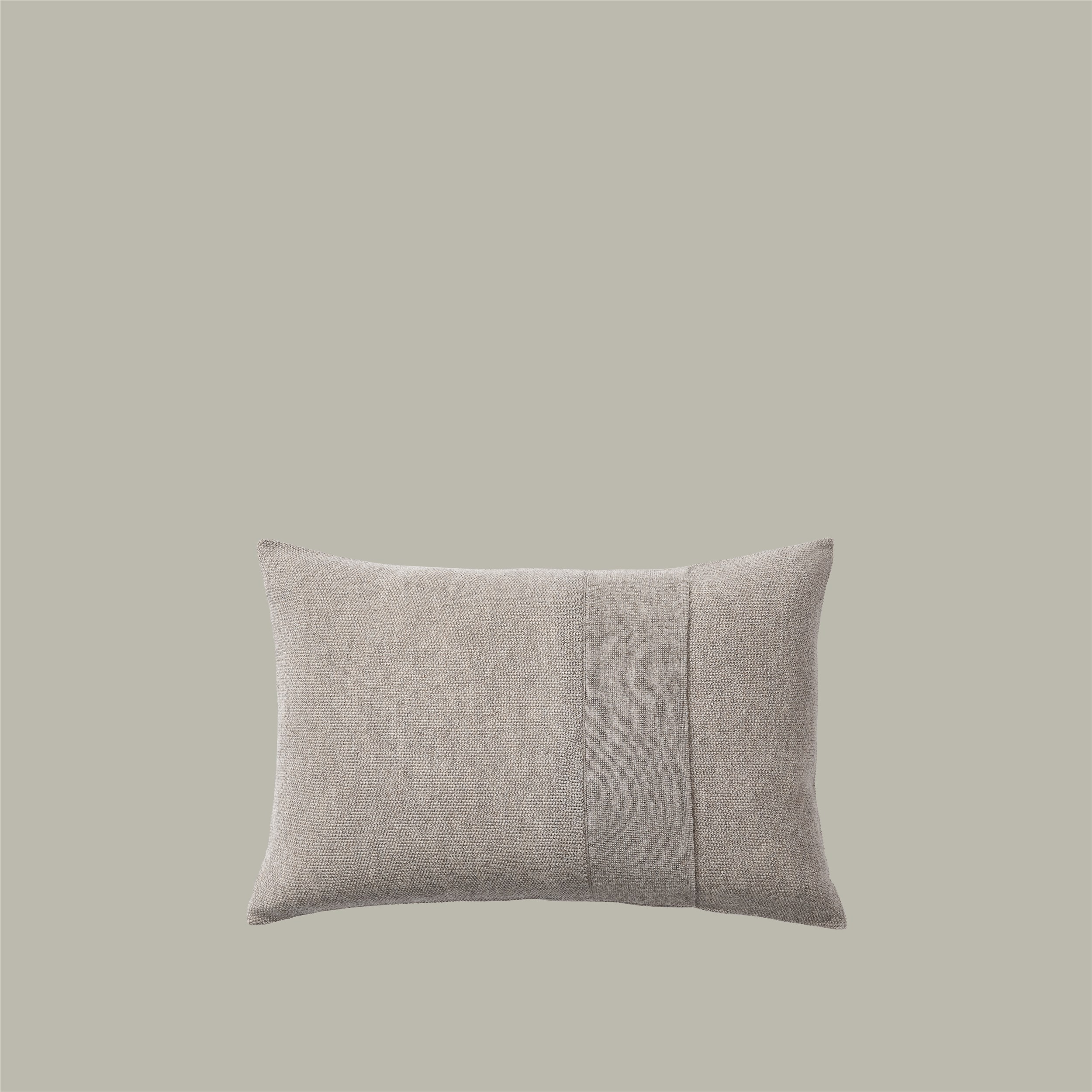 Layer Cushion 40x60 sand grey