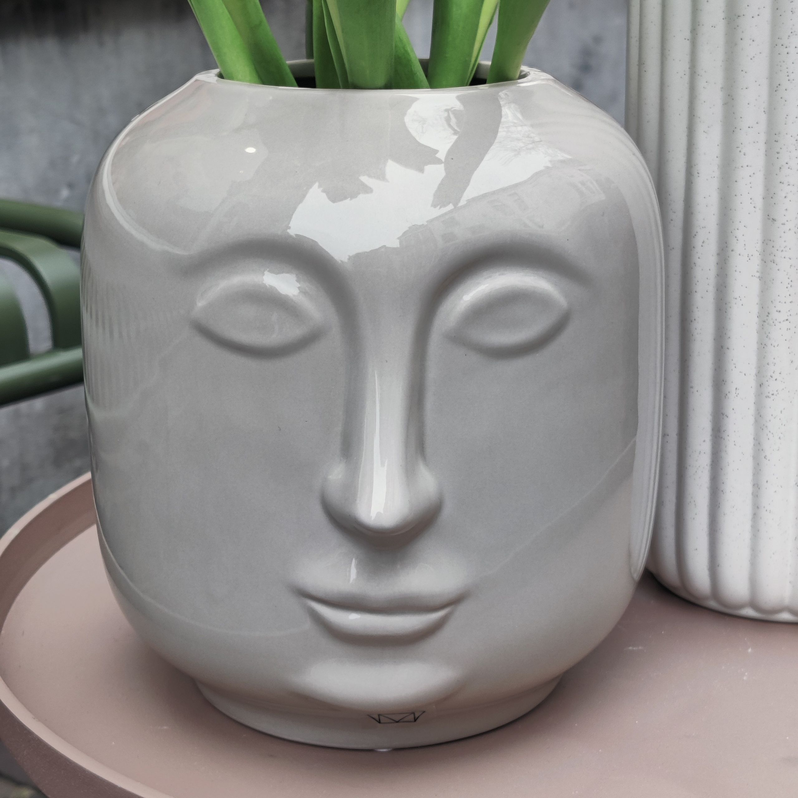 Flower pot head