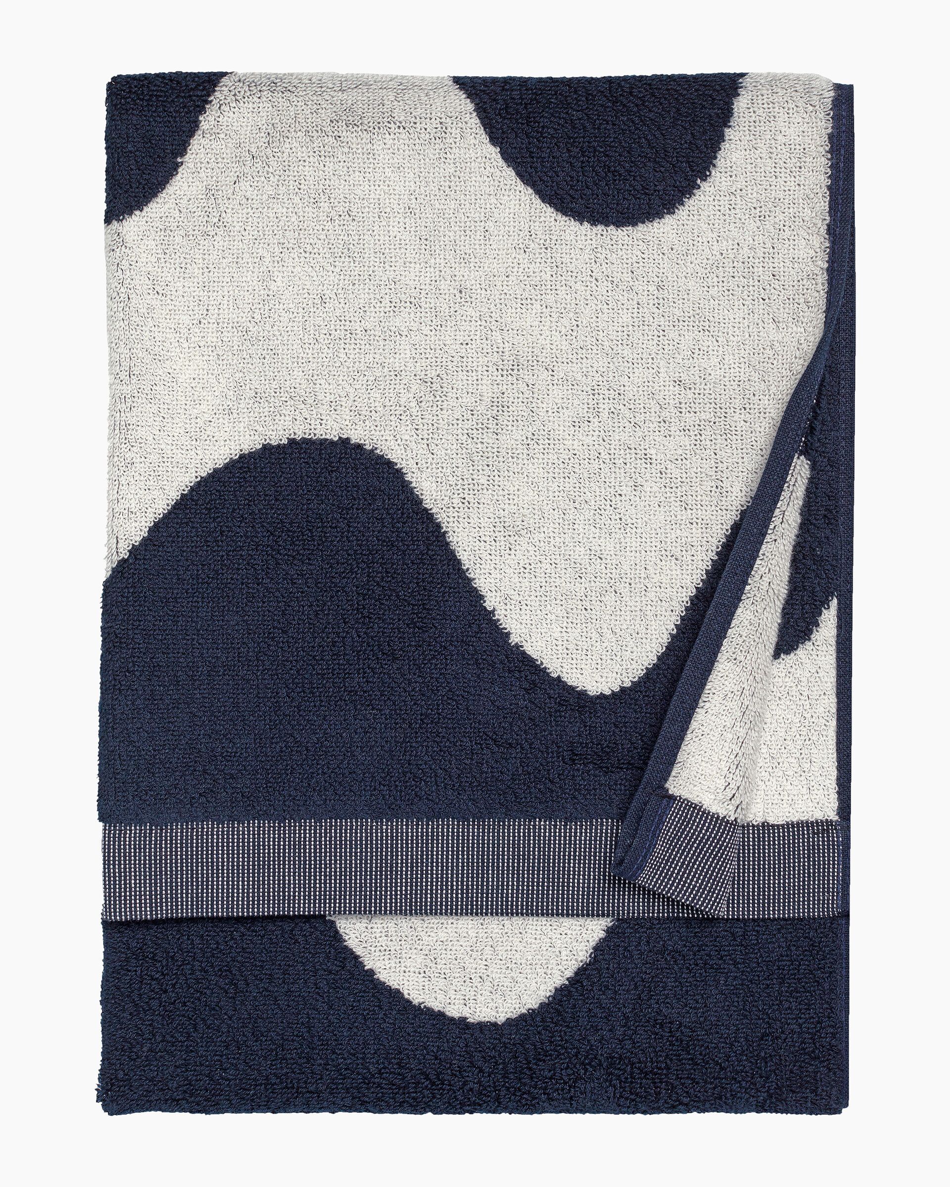 Lokki hand towel 50x70 cm black/white