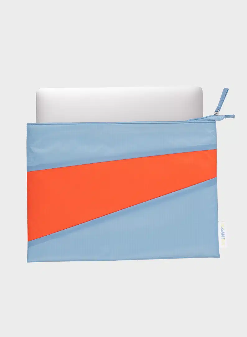 Protectable free & red alert 13-inch