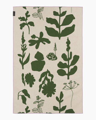 Pienet elokuun varjot tea towel green/linen