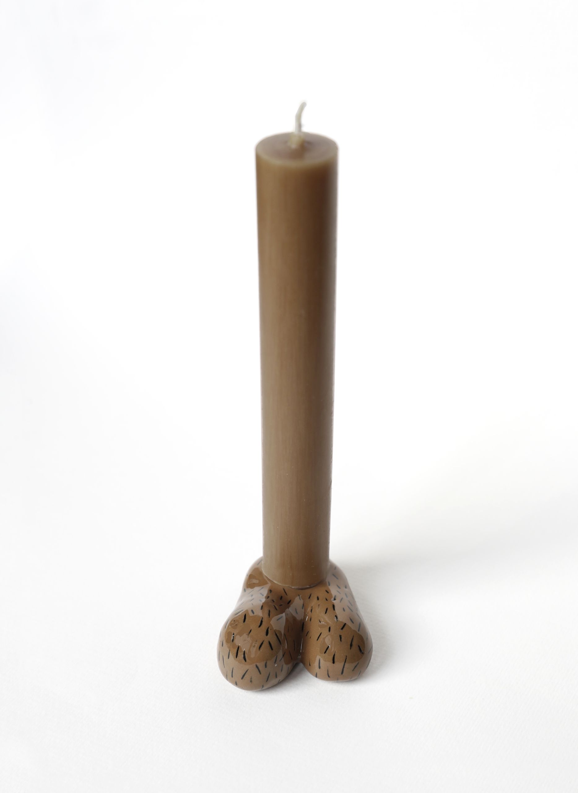 Candle holder hairy balls bruin