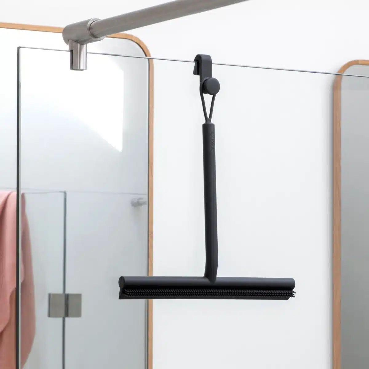 Douchewisser met deurhaak donker grijs