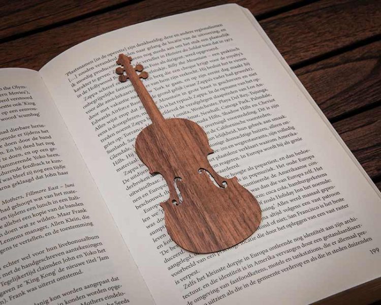 Boekenlegger viool walnoot