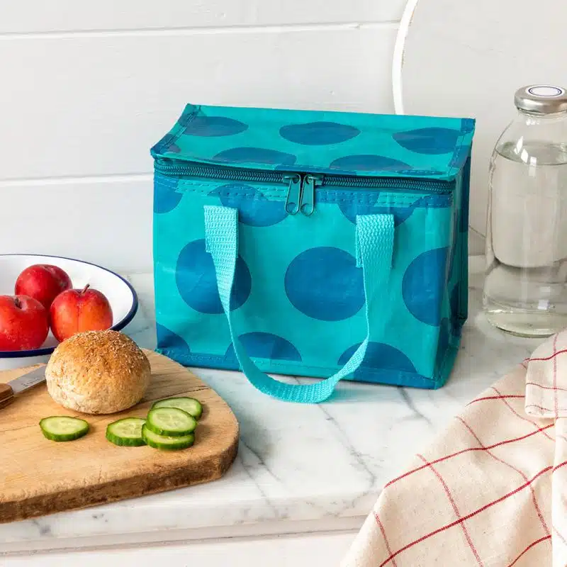 Insulated lunch bag blue on turquoise spotlight