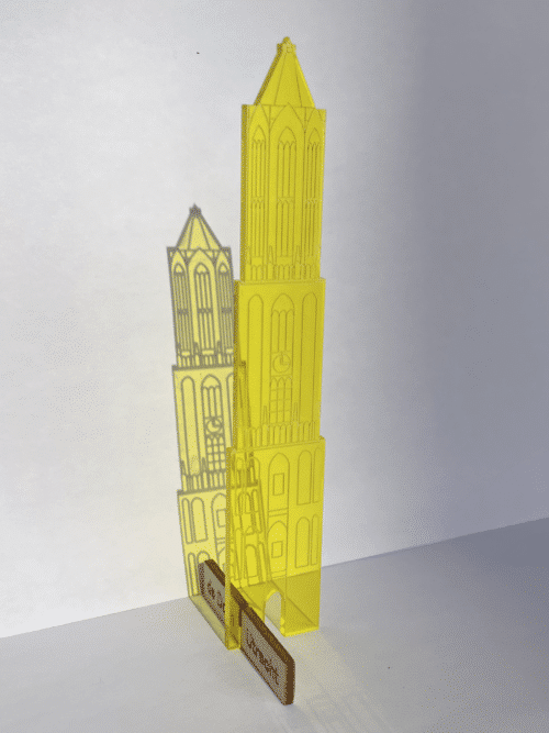 JUDS Plexiglas Domtoren staand 21 cm geel