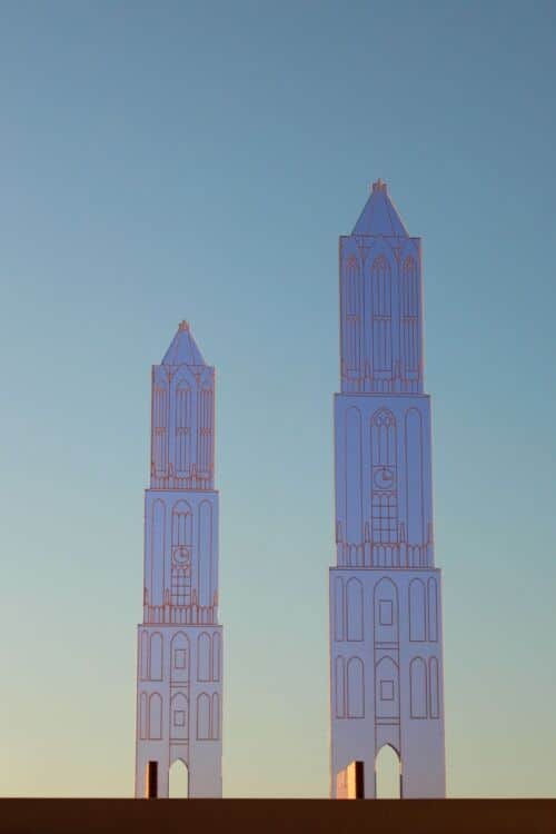 JUDS Plexiglas Domtoren staand 16 cm paars